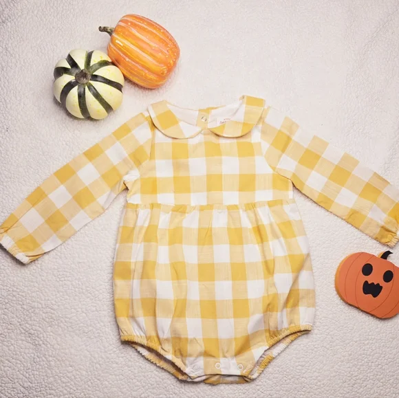 🍁🎃 12 month NWOT Sunflower yellow Gingham onesie.  Cat & Jack. - Picture 9 of 9
